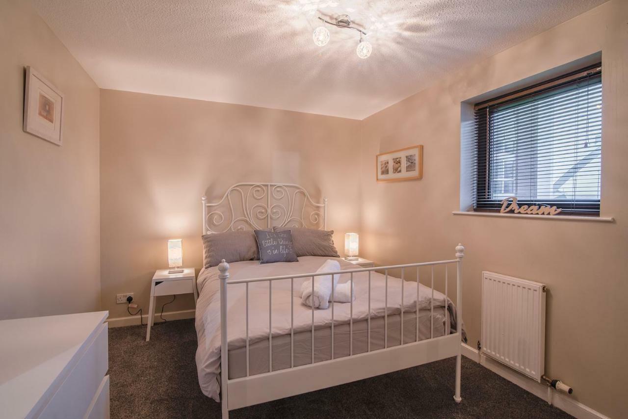 Apartmán Sec/ Hydro Two Bed Flat With Free Parking And Great View Glasgow Exteriér fotografie
