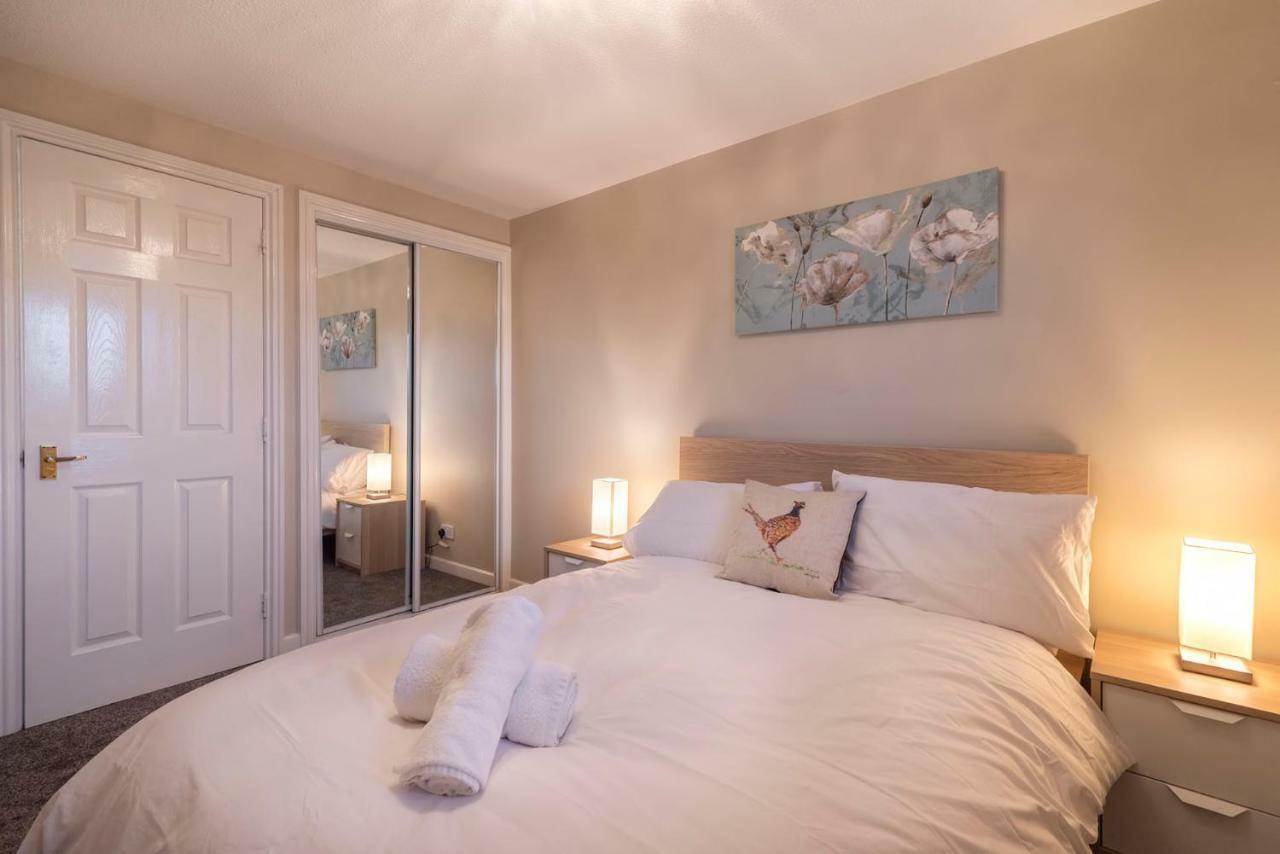 Apartmán Sec/ Hydro Two Bed Flat With Free Parking And Great View Glasgow Exteriér fotografie
