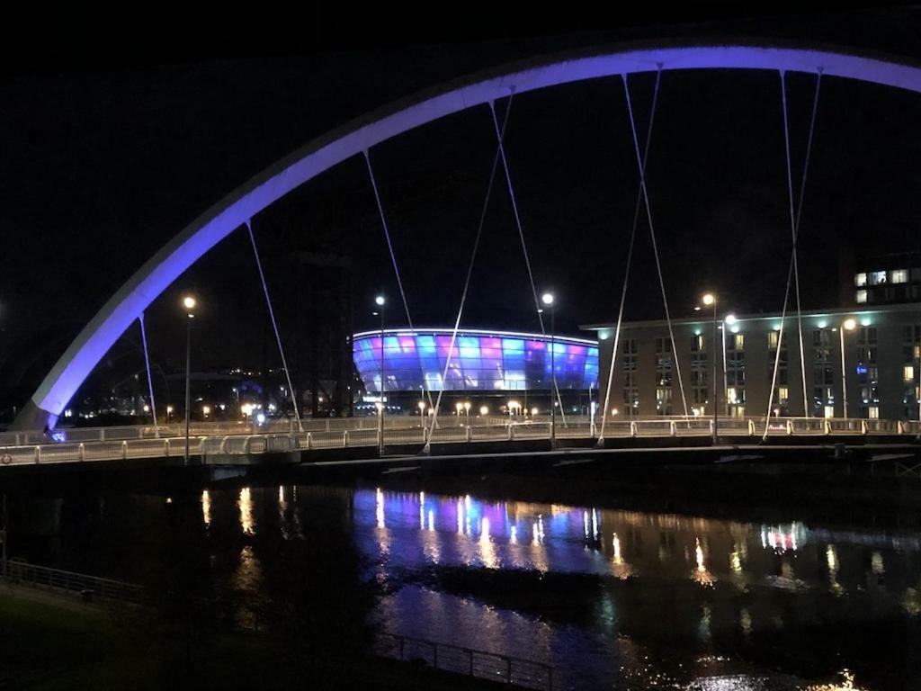 Apartmán Sec/ Hydro Two Bed Flat With Free Parking And Great View Glasgow Exteriér fotografie